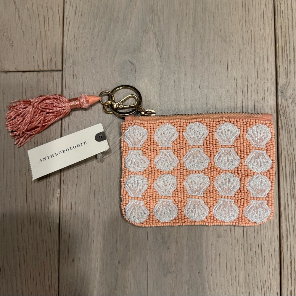 NWT The Fiona Beaded Coin Purse, Shells